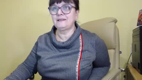 CarolineDream  online show from 10/22/25, 05:52