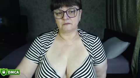 CarolineDream  online show from 10/29/25, 07:04