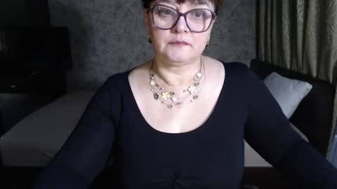 CarolineDream  online show from 11/07/25, 07:47