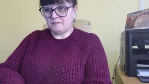 CarolineDream  online show from 11/10/25, 06:34