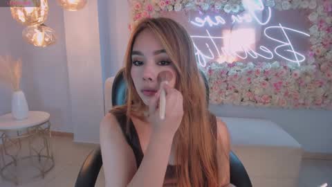 Caro online show from 02/06/25, 10:48