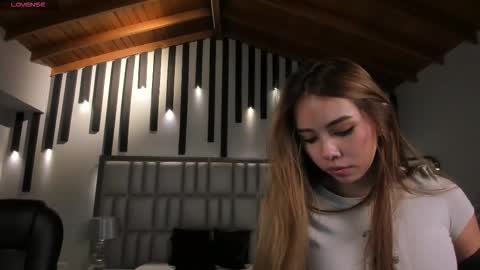 Caro online show from 01/09/26, 09:56