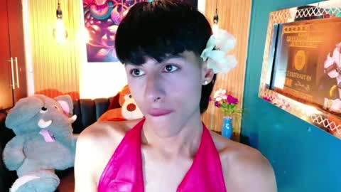Snapshot of carolinejesh chatting on 05/09/26, 03:34 carolinejesh online show from 05/09/26, 03:34