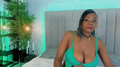 carolinejohnson1 online show from 03/06/26, 04:09