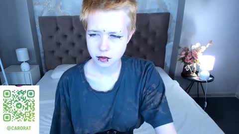 CarolineRichter online show from 09/11/25, 02:22