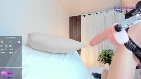 Snapshot of carollin_1 chatting on 05/09/26, 04:34 carol online show from 05/09/26, 04:34