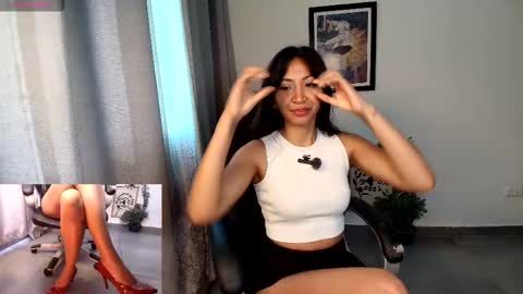 Caro online show from 09/17/25, 12:40