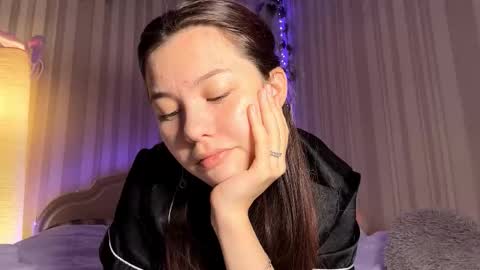 Snapshot of carolynexford chatting on 01/17/26, 11:59 Emma online show from 01/17/26, 11:59