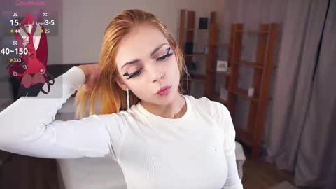 Hello everyone Im Monica Its my first day Were going to have fun together  online show from 10/05/25, 08:40