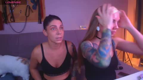 Carrie online show from 12/05/25, 06:59