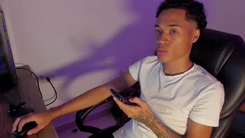 Snapshot of carterbrownbbc chatting on 10/03/25, 08:55 Carter online show from 10/03/25, 08:55