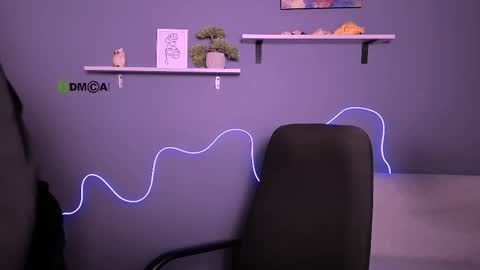 casey_meow_ online show from 10/03/25, 12:46