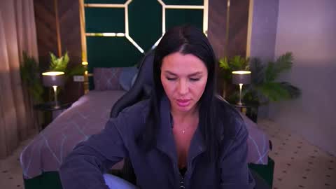 casey_min online show from 03/25/26, 07:47