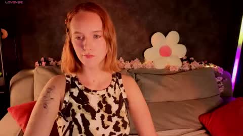 Snapshot of casey_sweeet chatting on 07/08/26, 12:59 Casey sweeet online show from 07/08/26, 12:59
