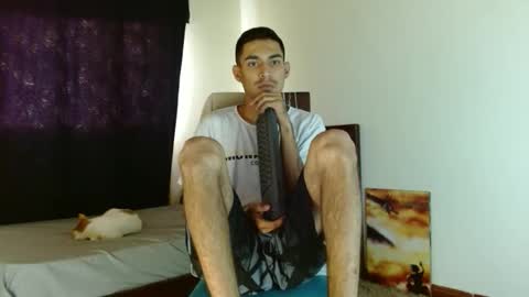 Snapshot of cash_master_san chatting on 10/31/25, 05:25 Cash Master San online show from 10/31/25, 05:25