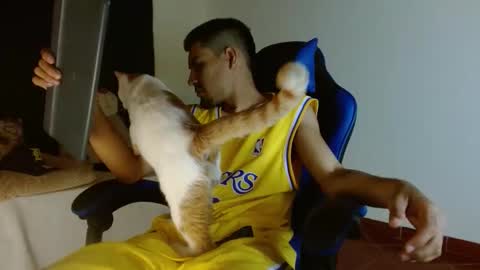 Snapshot of cash_master_san chatting on 11/23/25, 03:39 Cash Master San online show from 11/23/25, 03:39