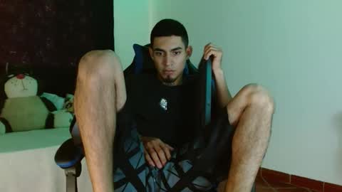 Snapshot of cash_master_san chatting on 11/25/25, 08:20 Cash Master San online show from 11/25/25, 08:20