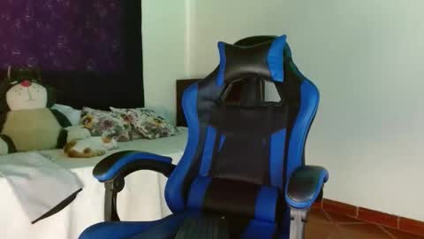 Snapshot of cash_master_san chatting on 11/26/25, 05:47 Cash Master San online show from 11/26/25, 05:47