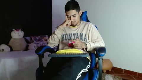 Snapshot of cash_master_san chatting on 12/04/25, 03:38 Cash Master San online show from 12/04/25, 03:38