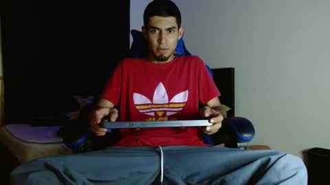 Snapshot of cash_master_san chatting on 12/16/25, 01:54 Cash Master San online show from 12/16/25, 01:54