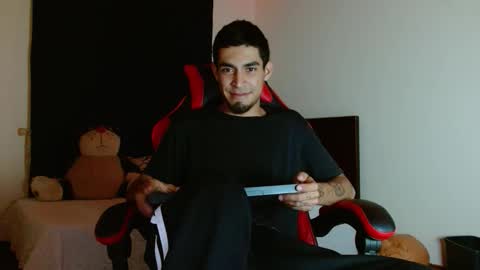 Snapshot of cash_master_san chatting on 12/21/25, 02:08 Cash Master San online show from 12/21/25, 02:08