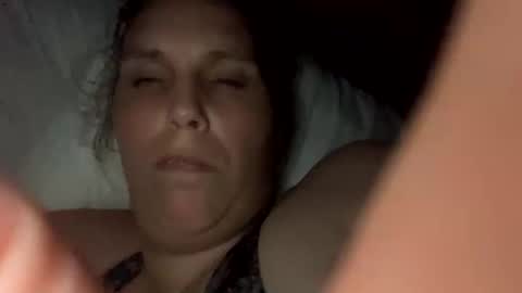 Snapshot of cashcoupllle chatting on 05/25/26, 06:41 Cash Couple online show from 05/25/26, 06:41
