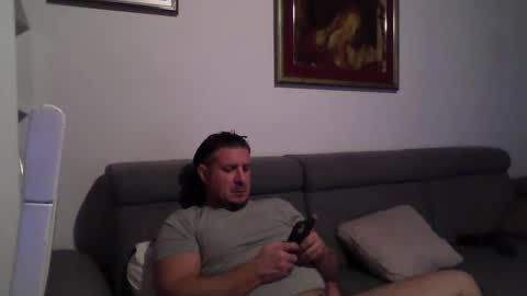 Snapshot of cashmaster33 chatting on 12/28/24, 07:11 cashmaster33 online show from 12/28/24, 07:11