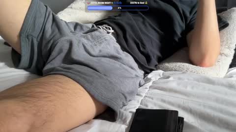 Snapshot of cashmastergrey chatting on 03/12/25, 08:41 Master Grey online show from 03/12/25, 08:41