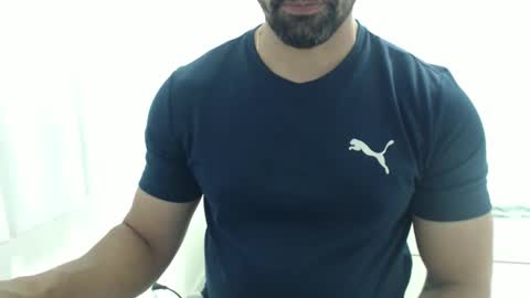 cashmastermuscle77 online show from 11/25/25, 07:03