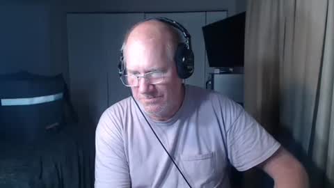 CasinoCam online show from 11/21/25, 02:10