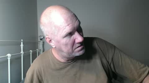 CasinoCam online show from 12/21/25, 01:24