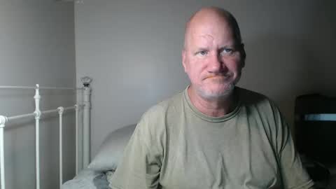 CasinoCam online show from 04/17/26, 01:08