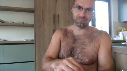 Snapshot of cassa_lova chatting on 07/12/26, 04:42 cassa_lova online show from 07/12/26, 04:42