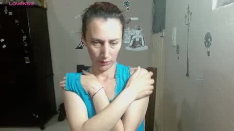   online show from 12/05/25, 08:49