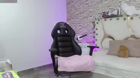 casse_tay online show from 02/22/26, 03:07