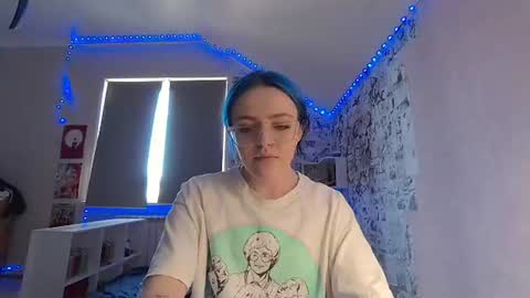 Snapshot of casseyderoche chatting on 07/18/26, 01:15 Stella online show from 07/18/26, 01:15