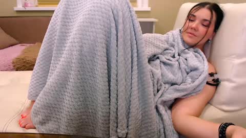 Anna online show from 02/08/25, 12:17