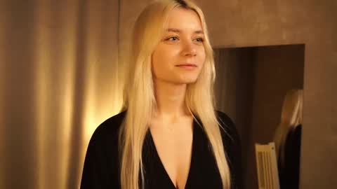 Cassie online show from 03/07/25, 03:07