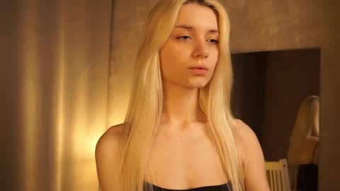 Cassie online show from 03/09/25, 06:11