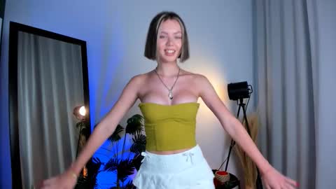 Hello my name is Cassie and my friend Nilo is also here online show from 03/21/26, 06:51
