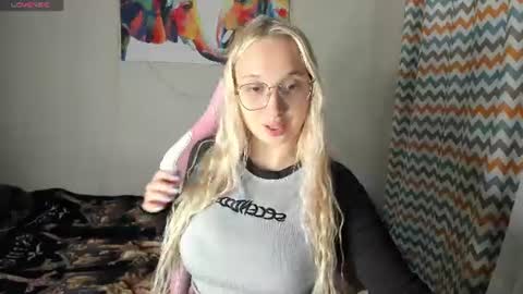 Snapshot of cassie_rosss chatting on 07/03/26, 08:04 Cassie Rosss online show from 07/03/26, 08:04
