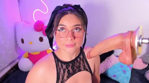 Snapshot of cassiebigass_ chatting on 05/15/26, 11:34 Bela igzaii9r online show from 05/15/26, 11:34