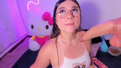 Snapshot of cassiebigass_ chatting on 07/04/26, 12:06 Bela igzaii9r online show from 07/04/26, 12:06