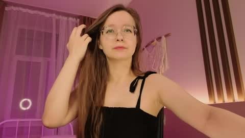assie online show from 05/17/26, 07:54