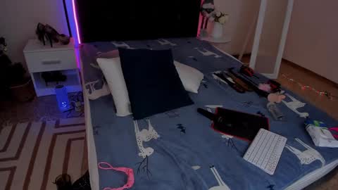 Cassie online show from 01/10/25, 07:04