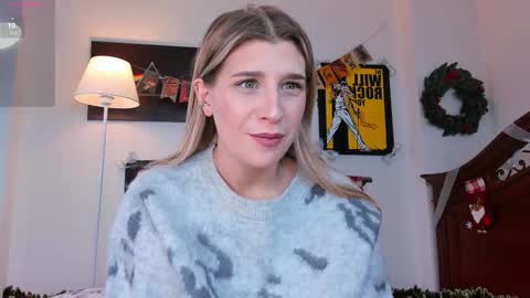 Im Cassie3 online show from 12/21/25, 11:50