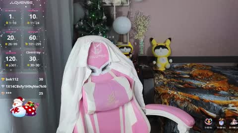 Cassie online show from 12/29/24, 06:49