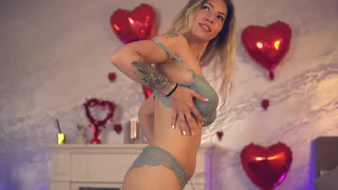 Cassi online show from 04/23/26, 04:14