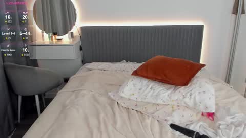 Angel 3 online show from 02/28/25, 11:45