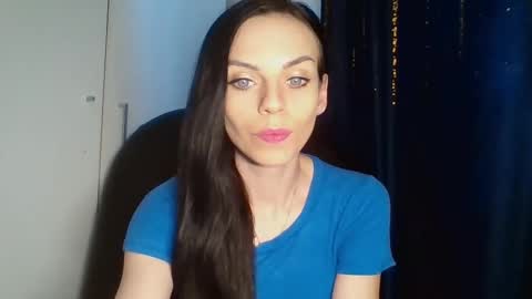 Snapshot of cassiexqueen chatting on 10/12/25, 06:23 Cassie online show from 10/12/25, 06:23